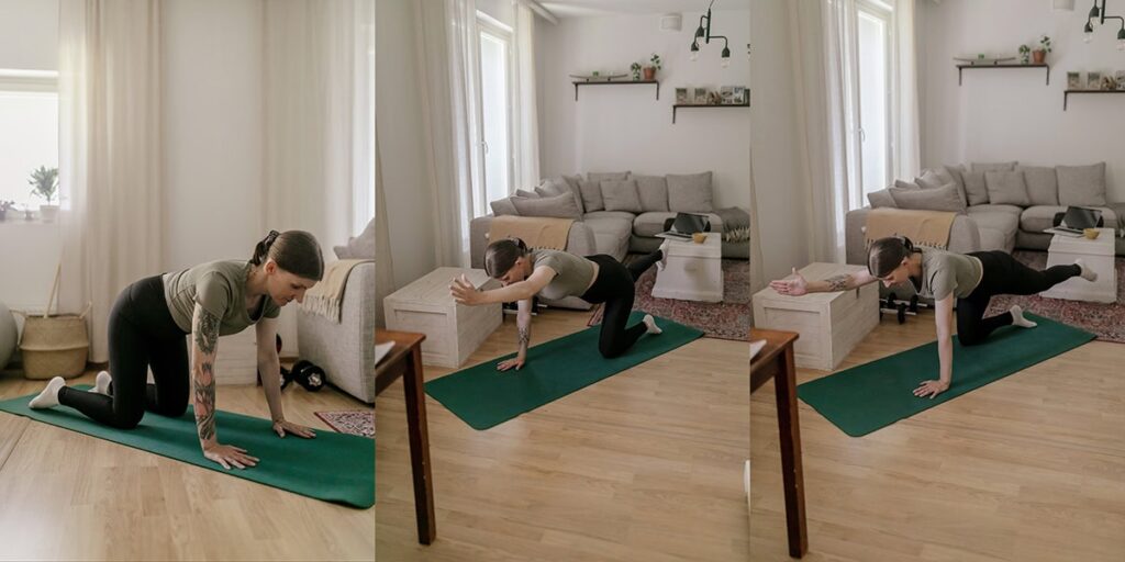 Personal trainer tekee ristinostoja matolla.